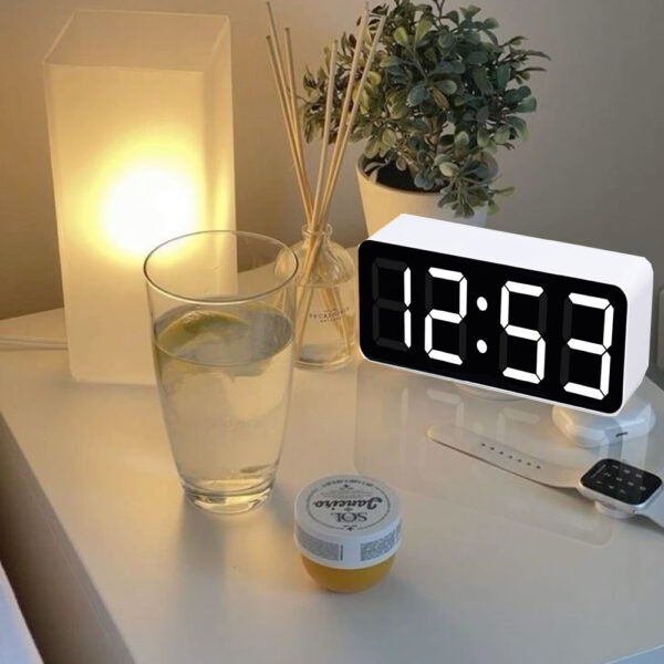 1 Inch Hour Minute Digital Table Clock - White Size (12 x 5.5cm) 5 x 2 Inch - Image 3