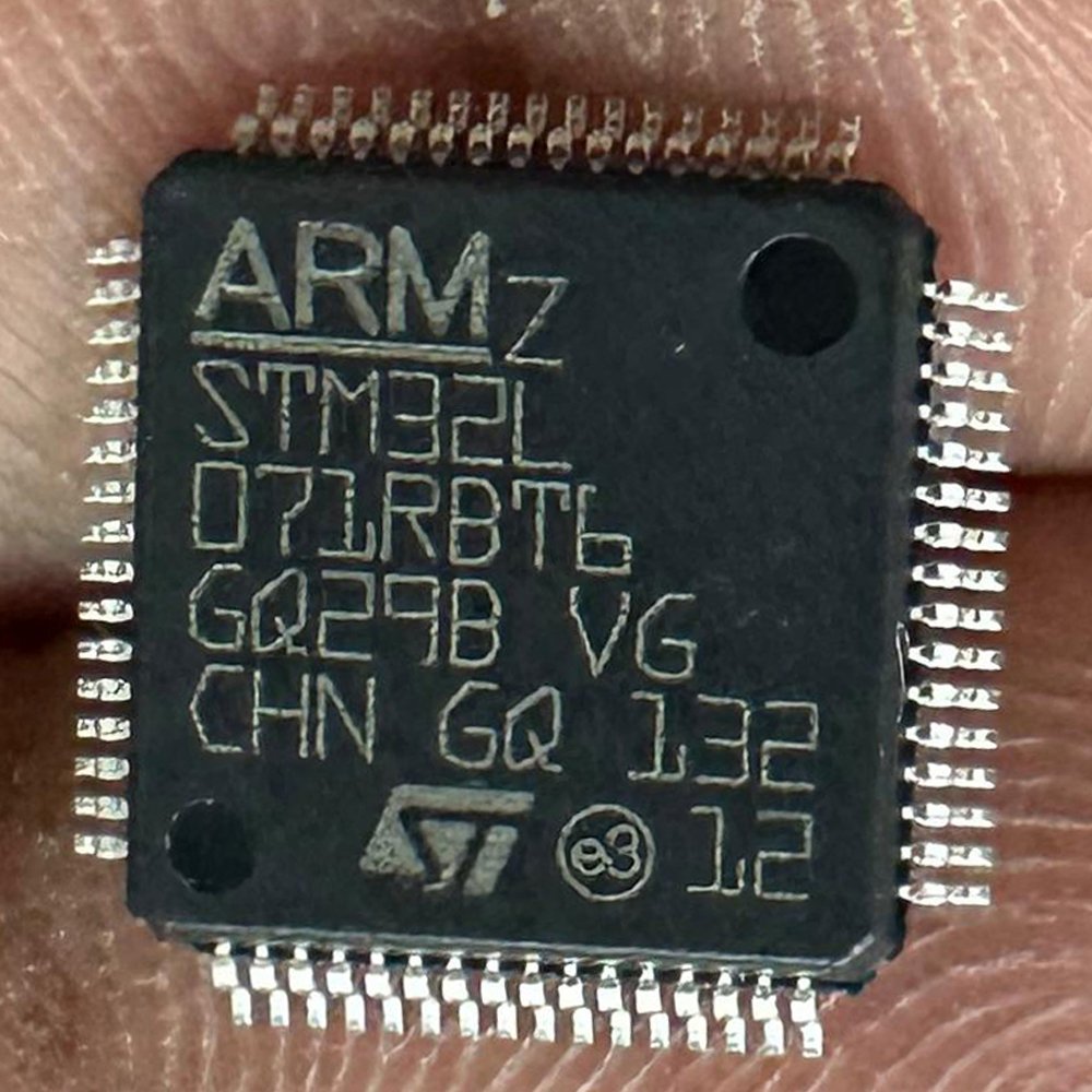 ARMZ STM32L 071RBT6 GQZ9B VG CHN GQ 132 12